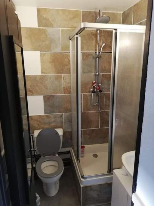 Apartamento Le Nid Douillet Splendide Linge Fourni La Bourboule Exterior foto